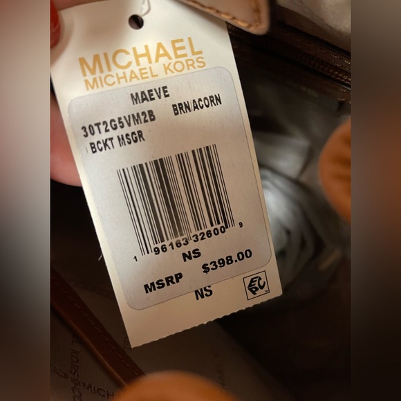 Michael kors Maeve bucket messenger bag purse brown acorn - Picture 12 of 12